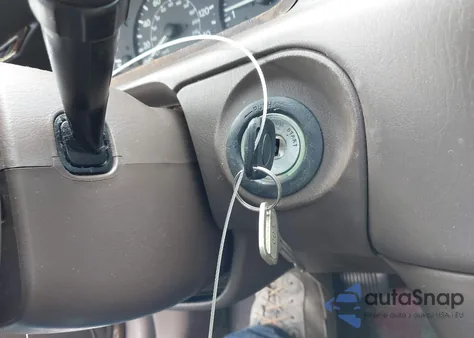 1998 Toyota Camry Le V6 из США, поврежденный, VIN 4T1BF22K8WU052622